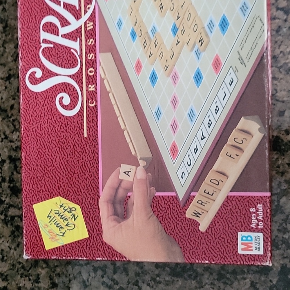 Scrabble Board Game 1998 - Picture 4 of 8